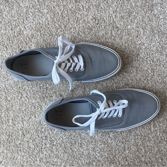 A New Day Canvas Shoe Size 9 - Picture 8 of 12